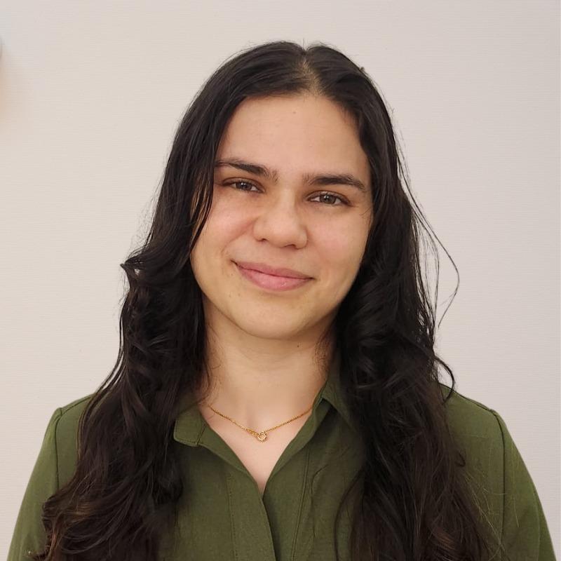 MyPerfectResume career editor Leisha Guzman headshot